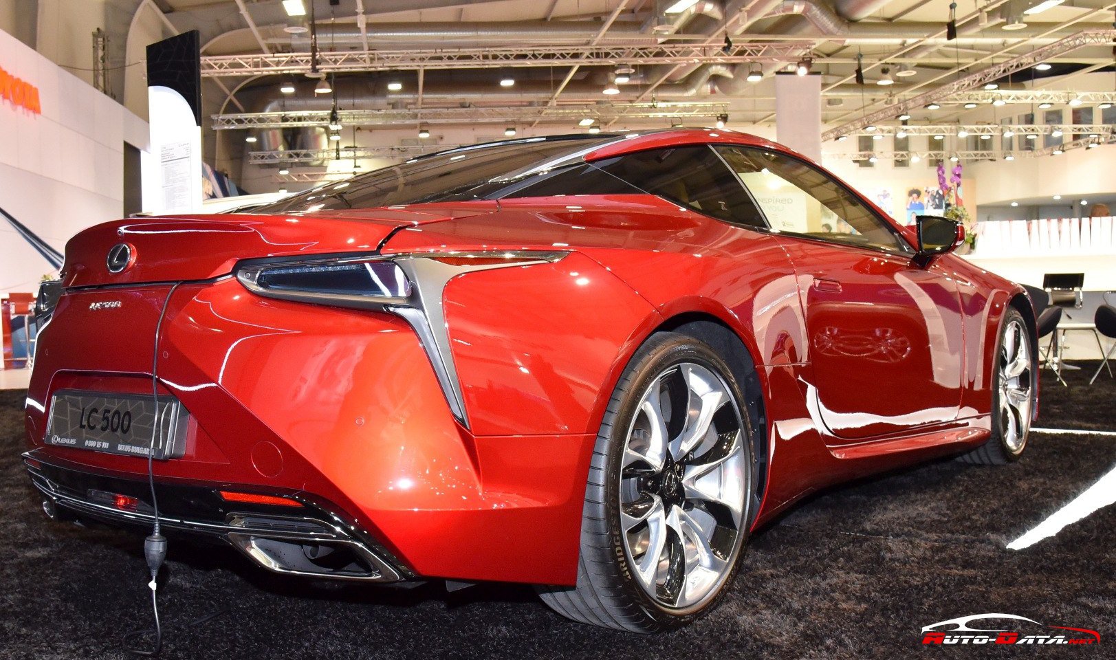 Lexus LC 500 V8 (464 Hp) Automatic